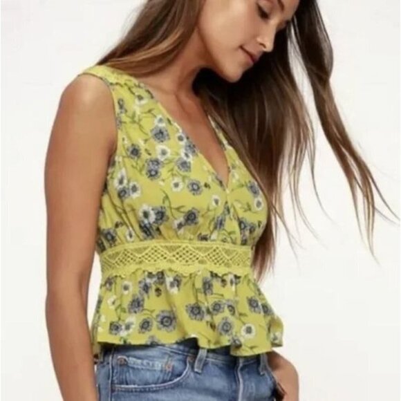 Cupcakes & Cashmere Yellow Floral Print Tank Top Linen Lace Women's Small - Picture 1 of 8